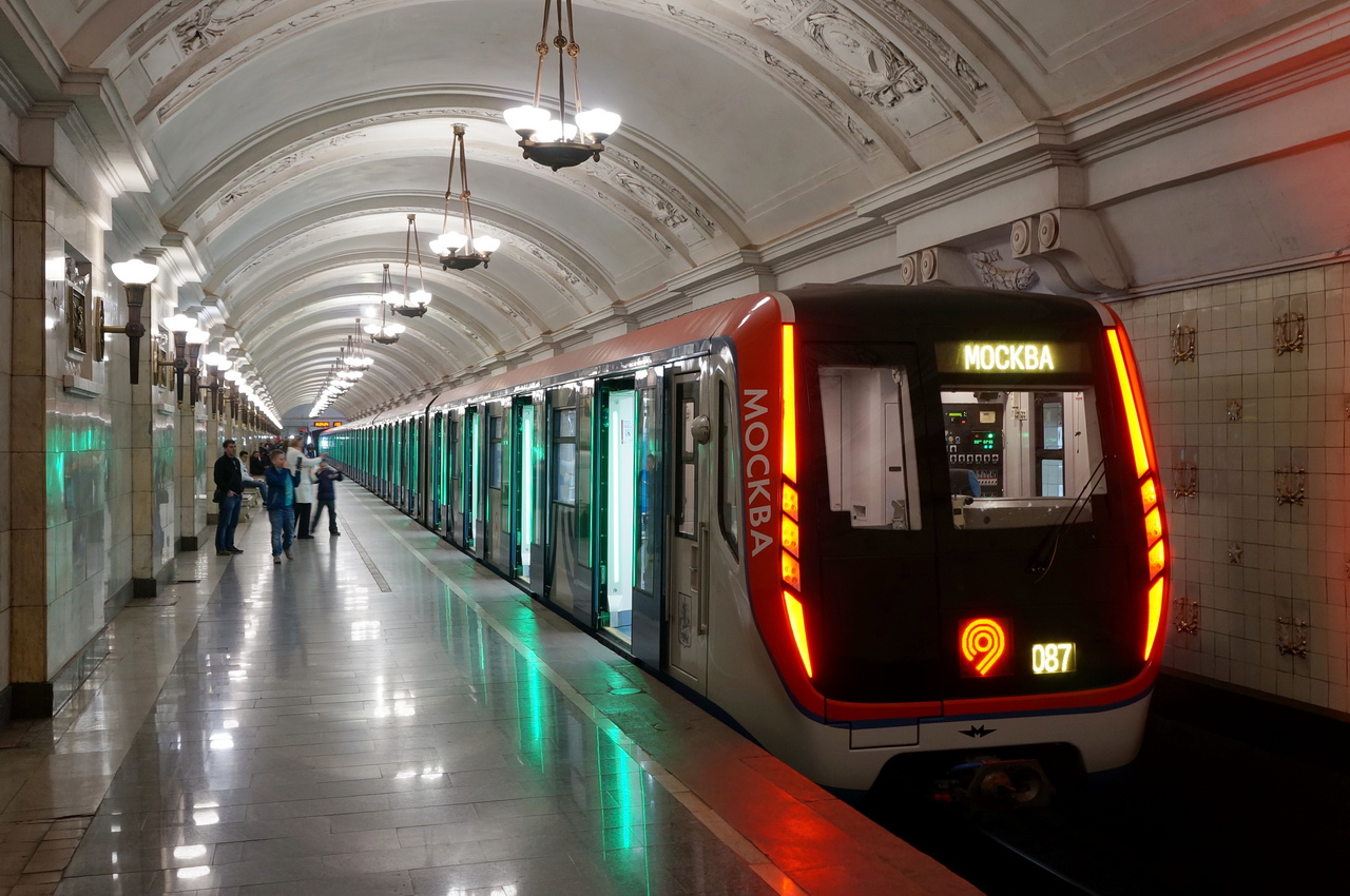 фото метро москвы снаружи