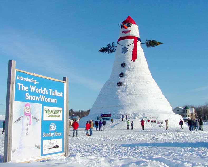 Самая высокая снежная фигура в мире